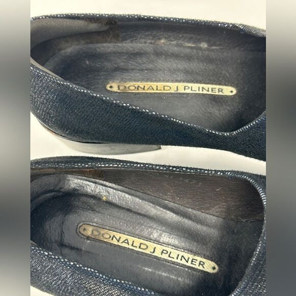 Donald J Pliner Square Toe Heeled Loafer Metallic Embossed Size 7 - Picture 9 of 11